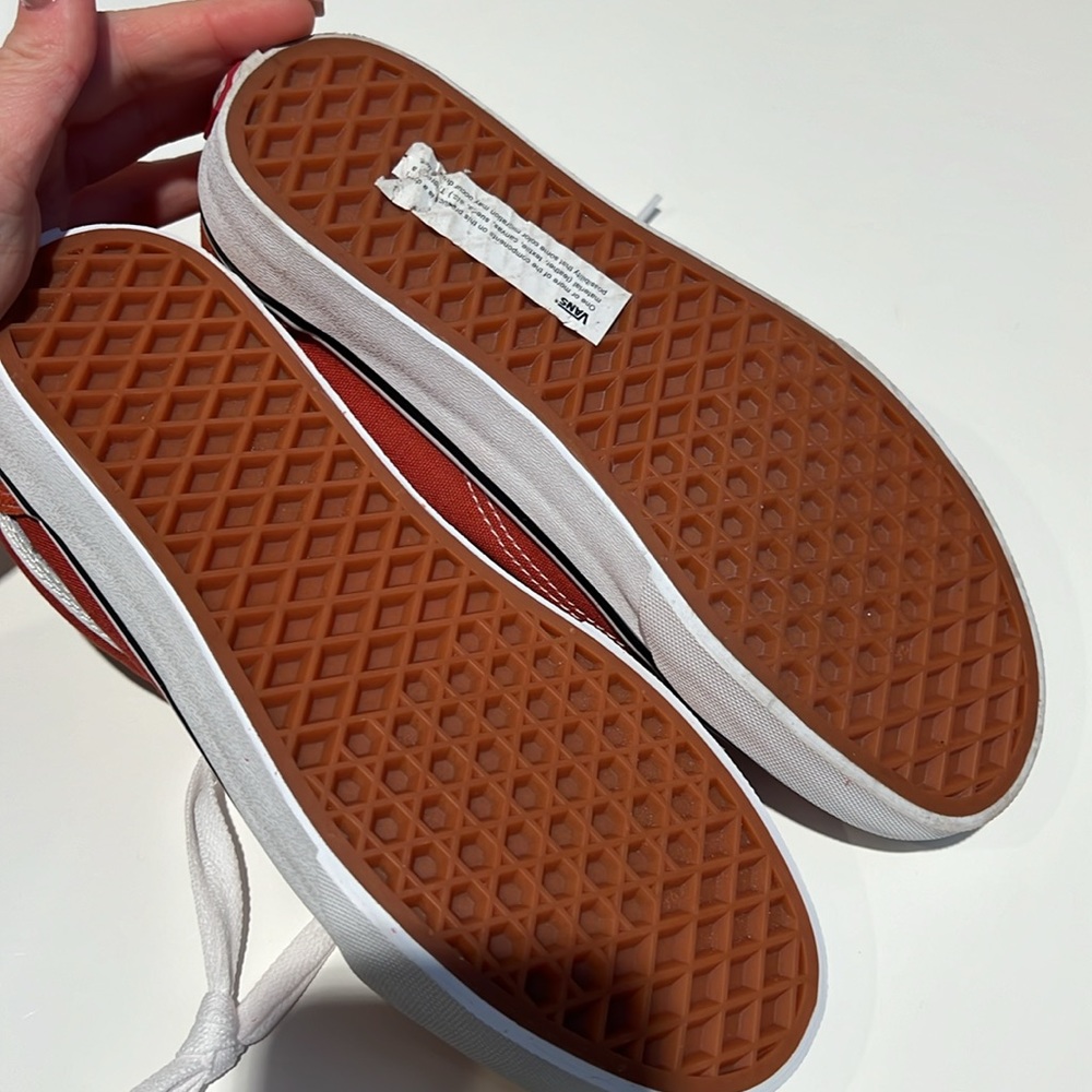 🔥Red/Orange Vans Old Skool Sneakers! - Picture 5 of 5